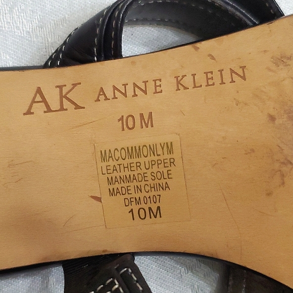 Anne Klein Macommonlyn Black Leather Double Strap Heel Sandals Women's Size 10M - Picture 12 of 12